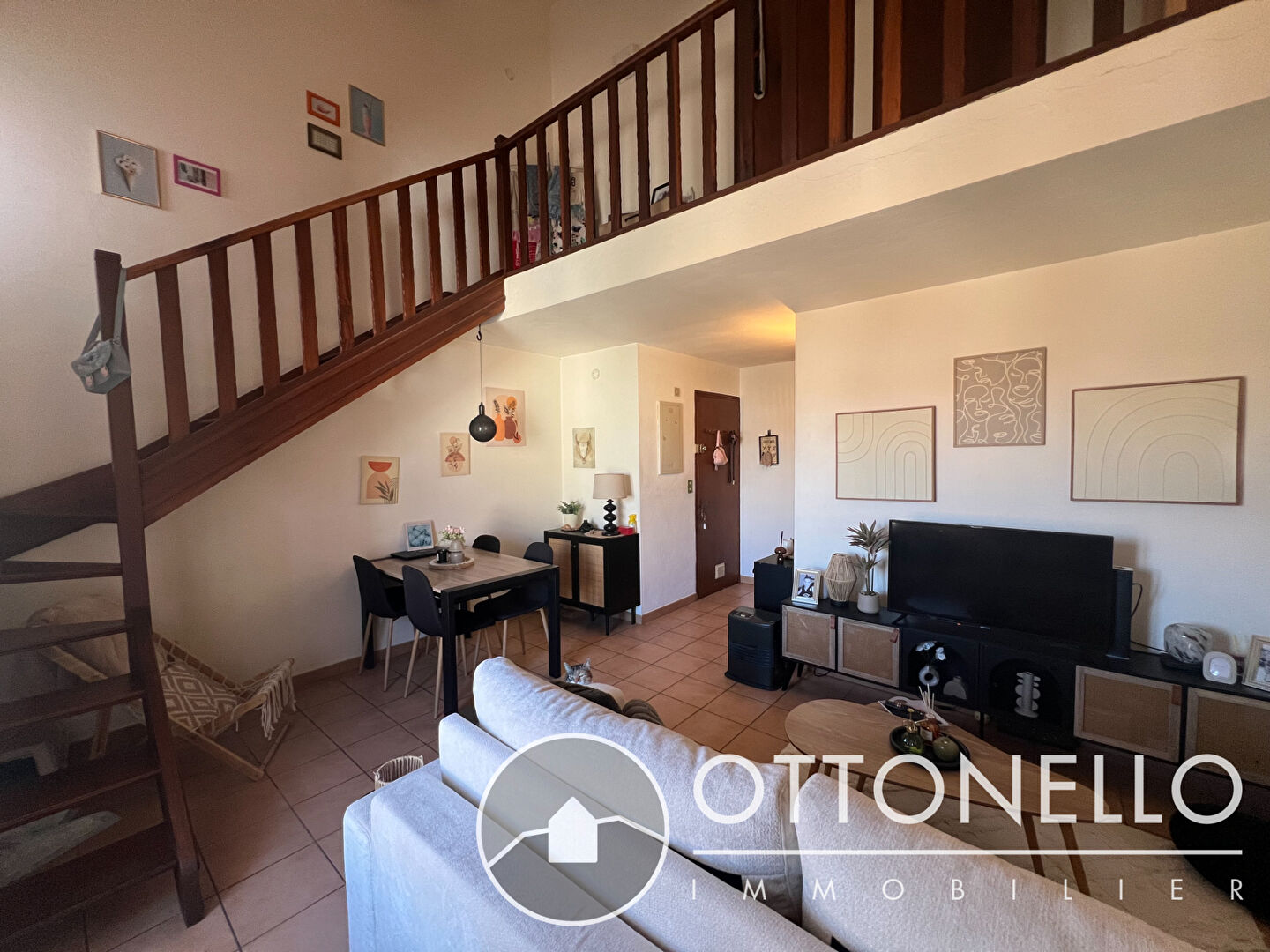 Appartement - ROQUEBRUNE SUR ARGENS