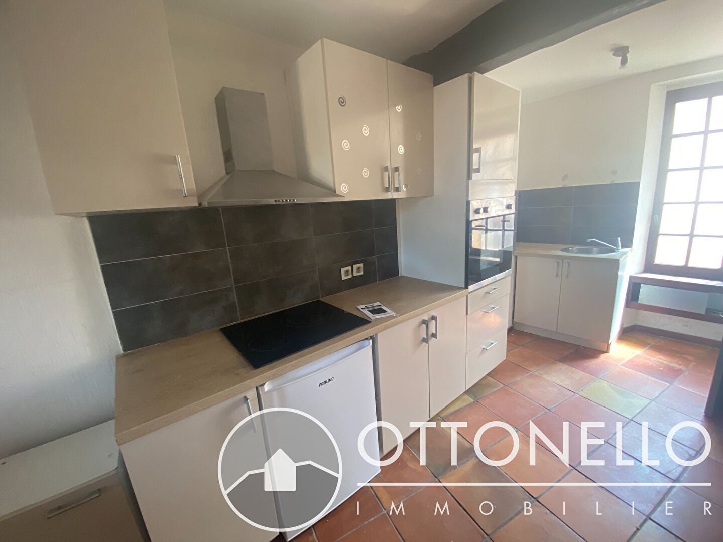 Appartement - ROQUEBRUNE SUR ARGENS