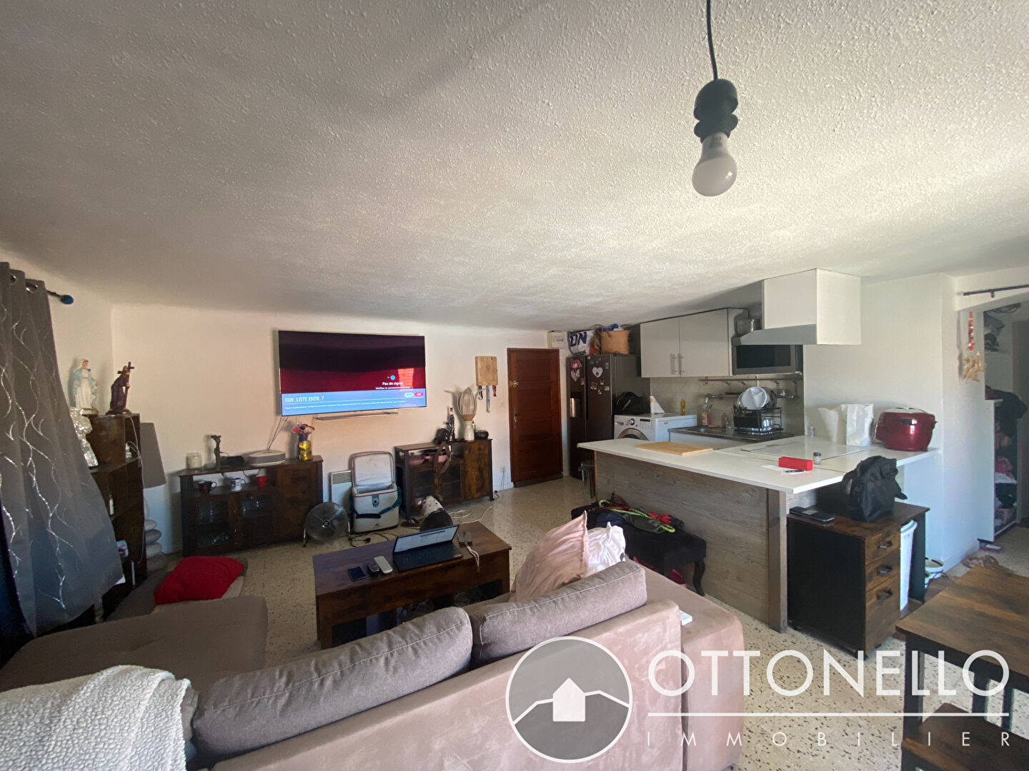 Appartement - ROQUEBRUNE SUR ARGENS