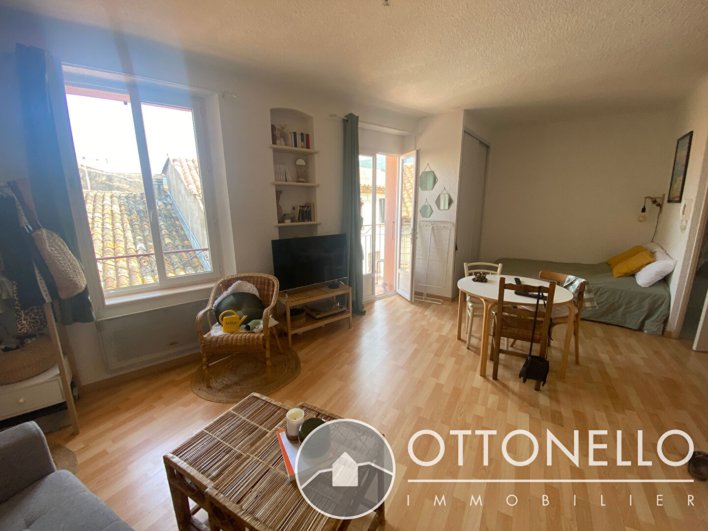 Appartement - ROQUEBRUNE SUR ARGENS