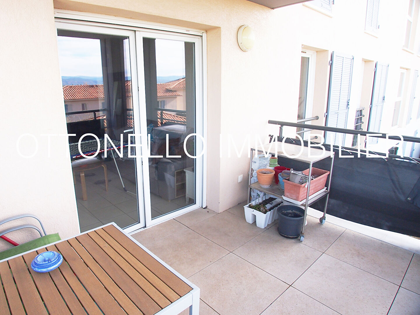 Appartement - ROQUEBRUNE SUR ARGENS