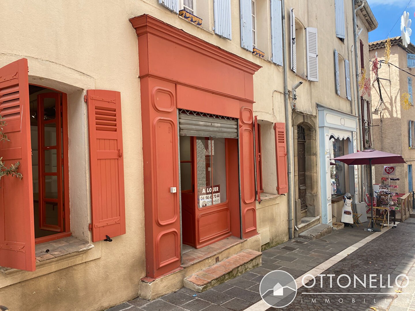 Local Commercial - ROQUEBRUNE SUR ARGENS