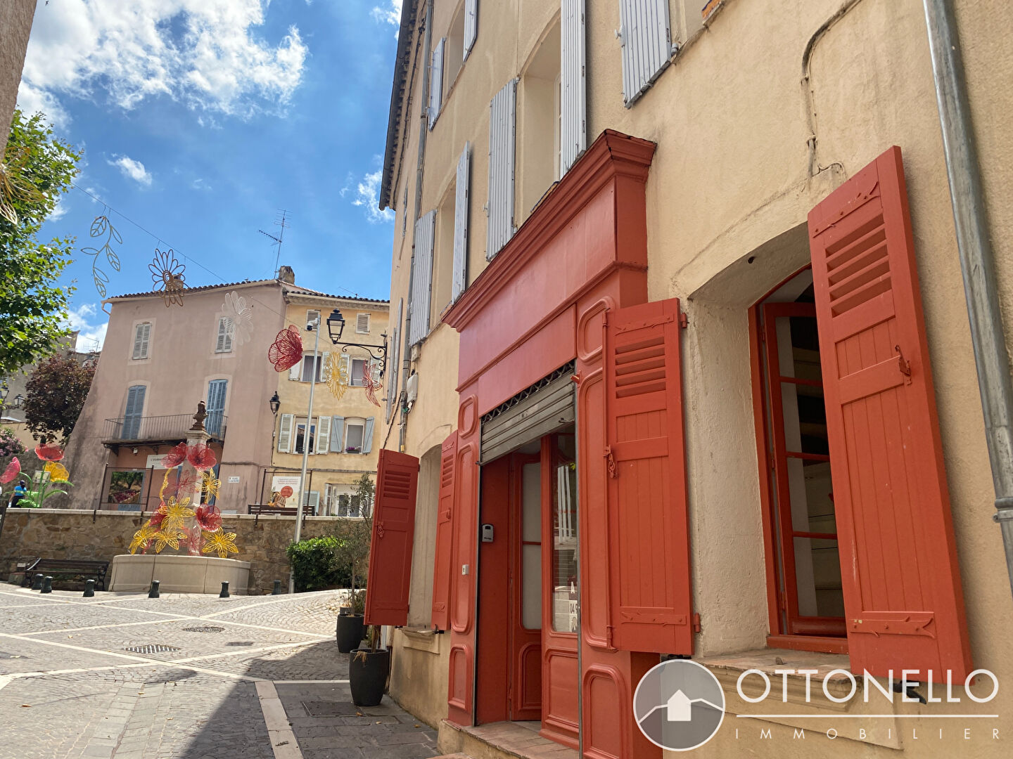 Local Commercial - ROQUEBRUNE SUR ARGENS