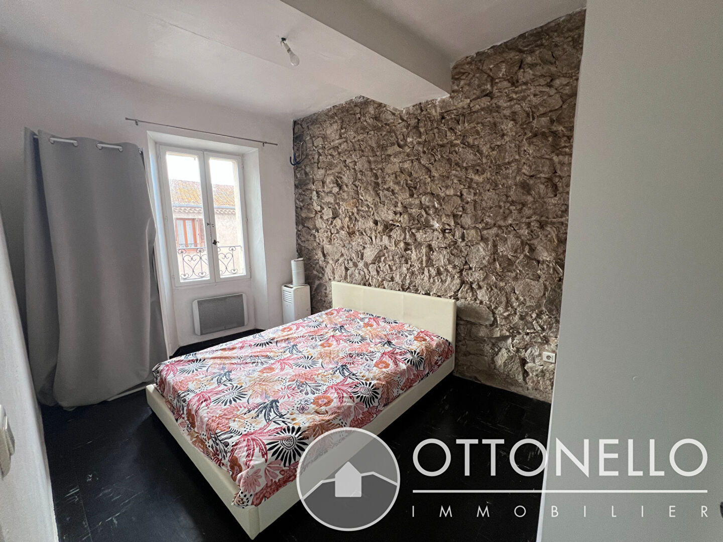 Appartement - ROQUEBRUNE SUR ARGENS