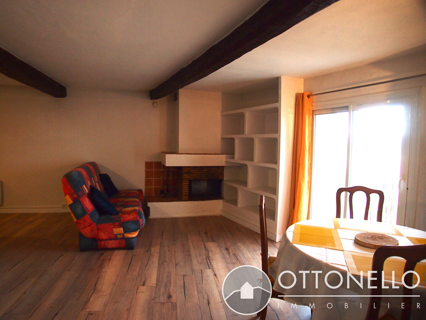 Appartement - ROQUEBRUNE SUR ARGENS
