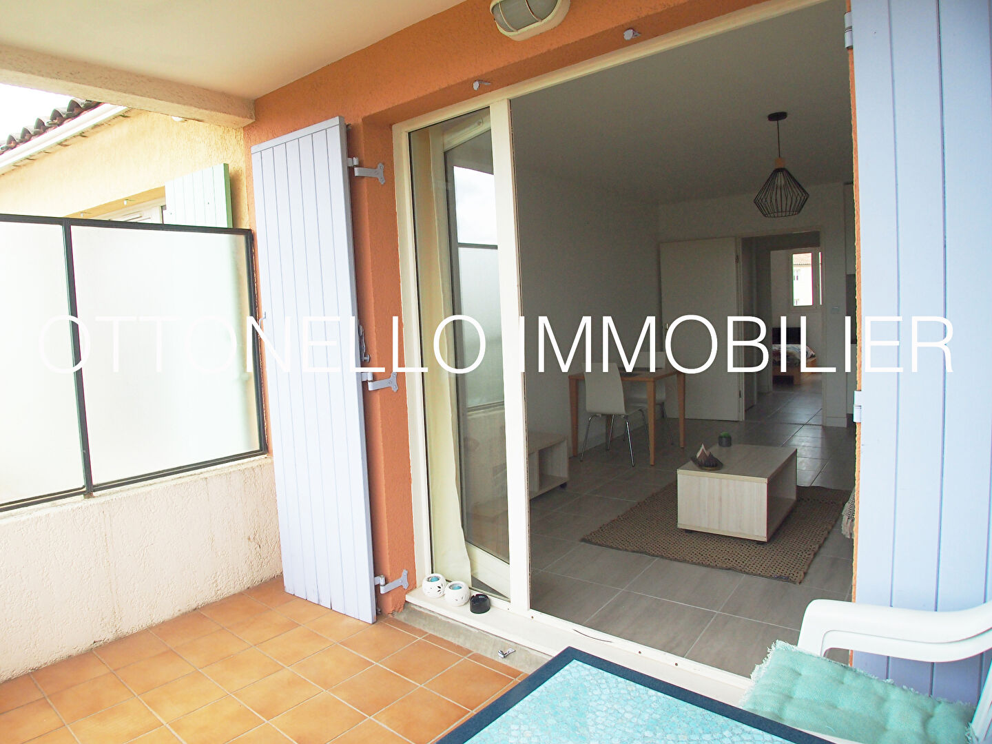 Appartement - ROQUEBRUNE SUR ARGENS