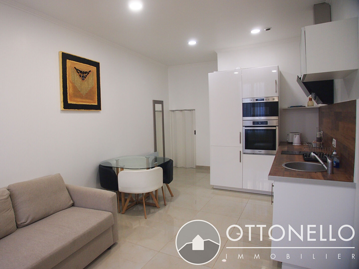 Appartement - ROQUEBRUNE SUR ARGENS