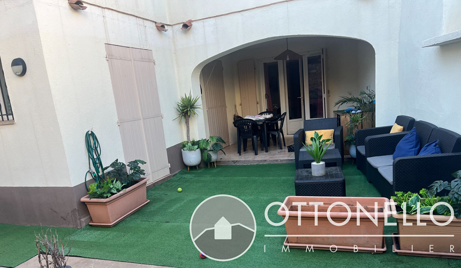 Appartement - ROQUEBRUNE SUR ARGENS