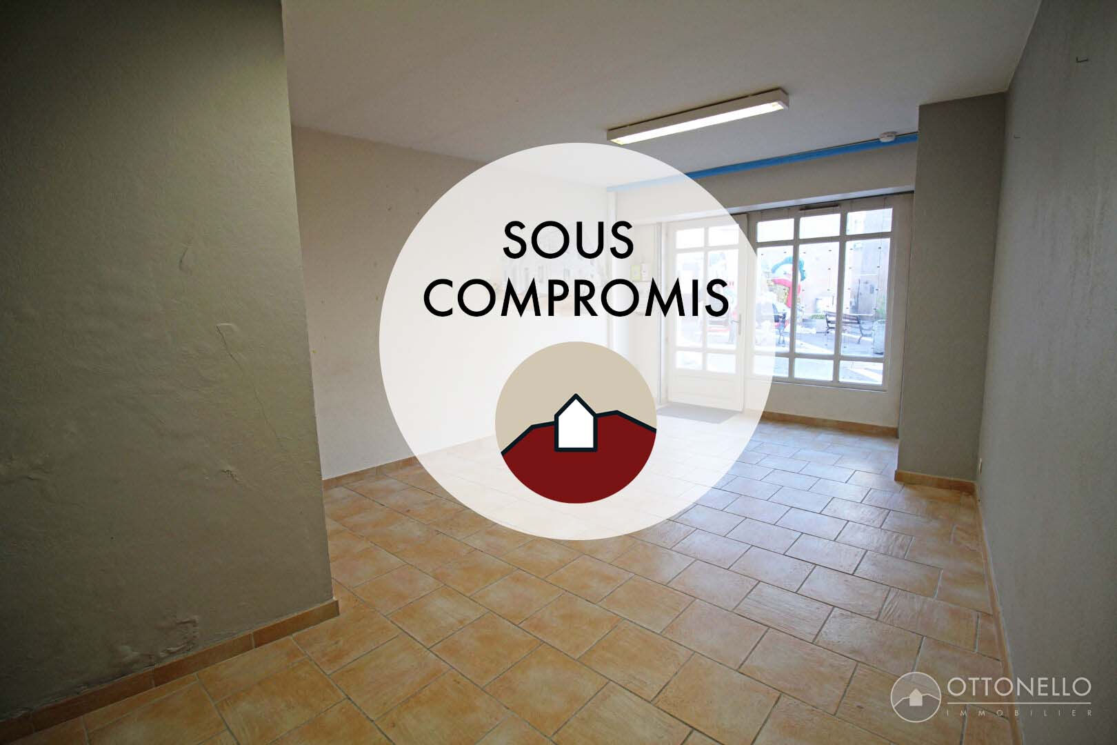 Local Commercial - ROQUEBRUNE SUR ARGENS