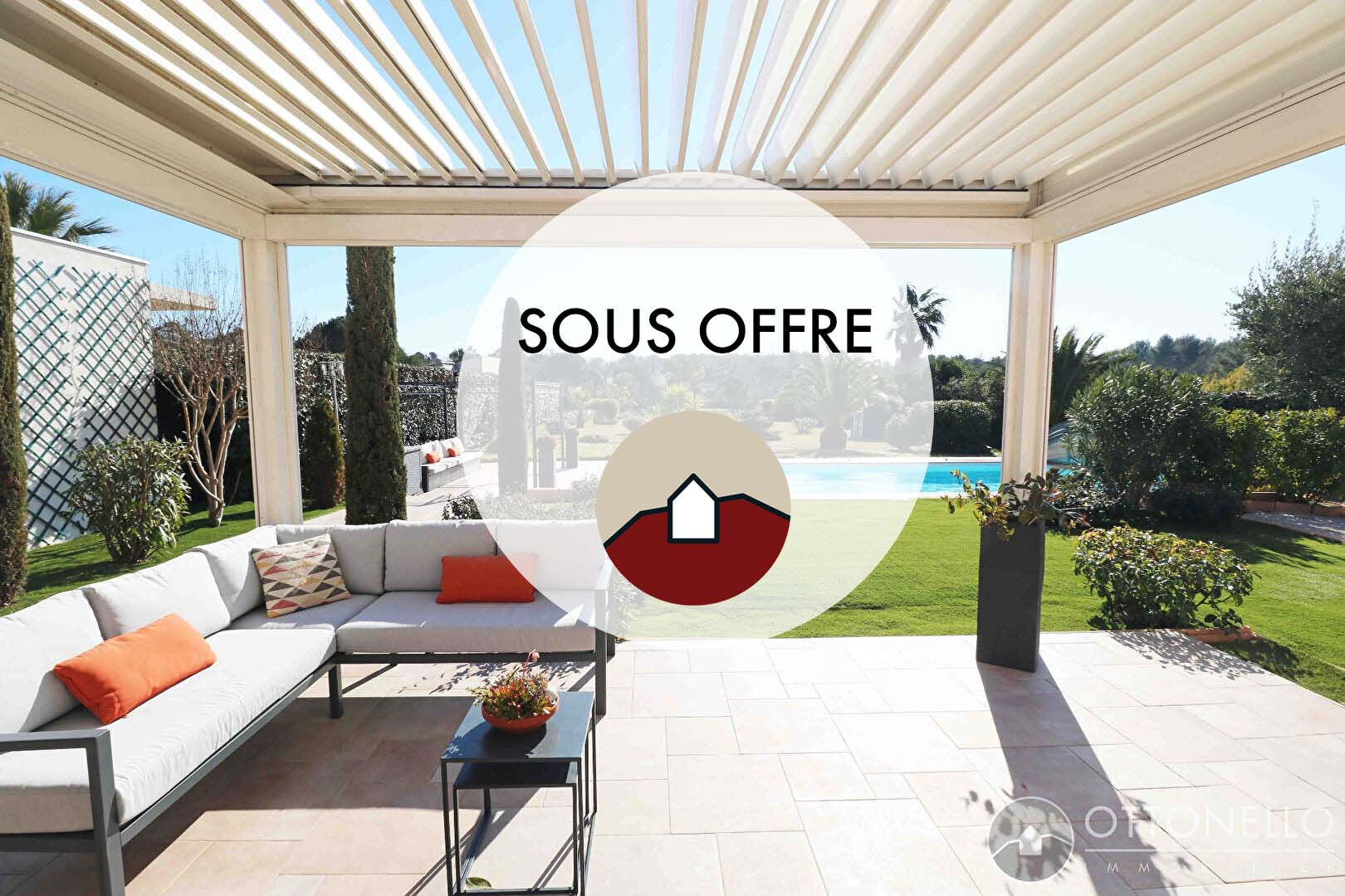 Maison-Villa - ROQUEBRUNE SUR ARGENS