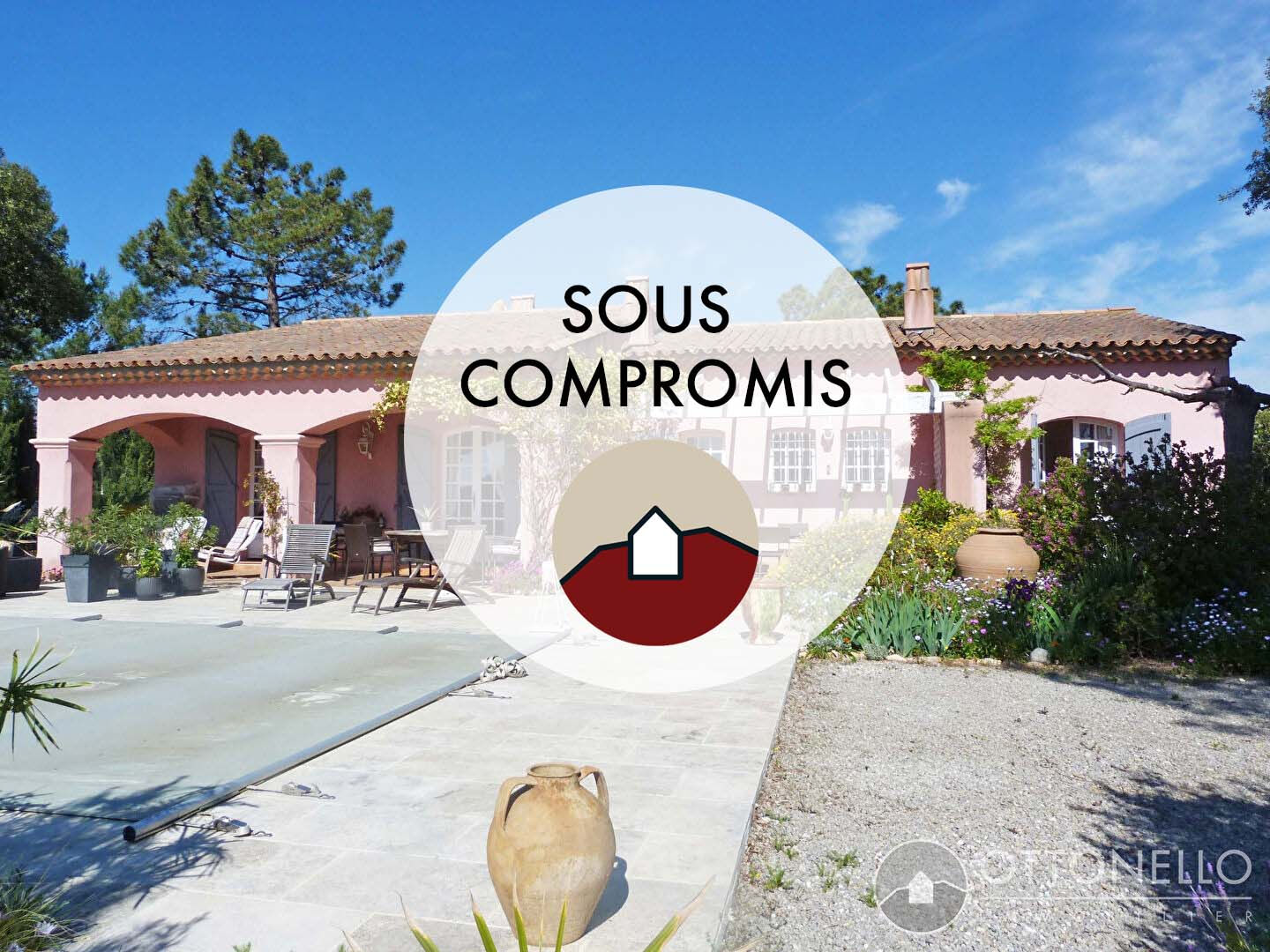 Maison-Villa - ROQUEBRUNE SUR ARGENS