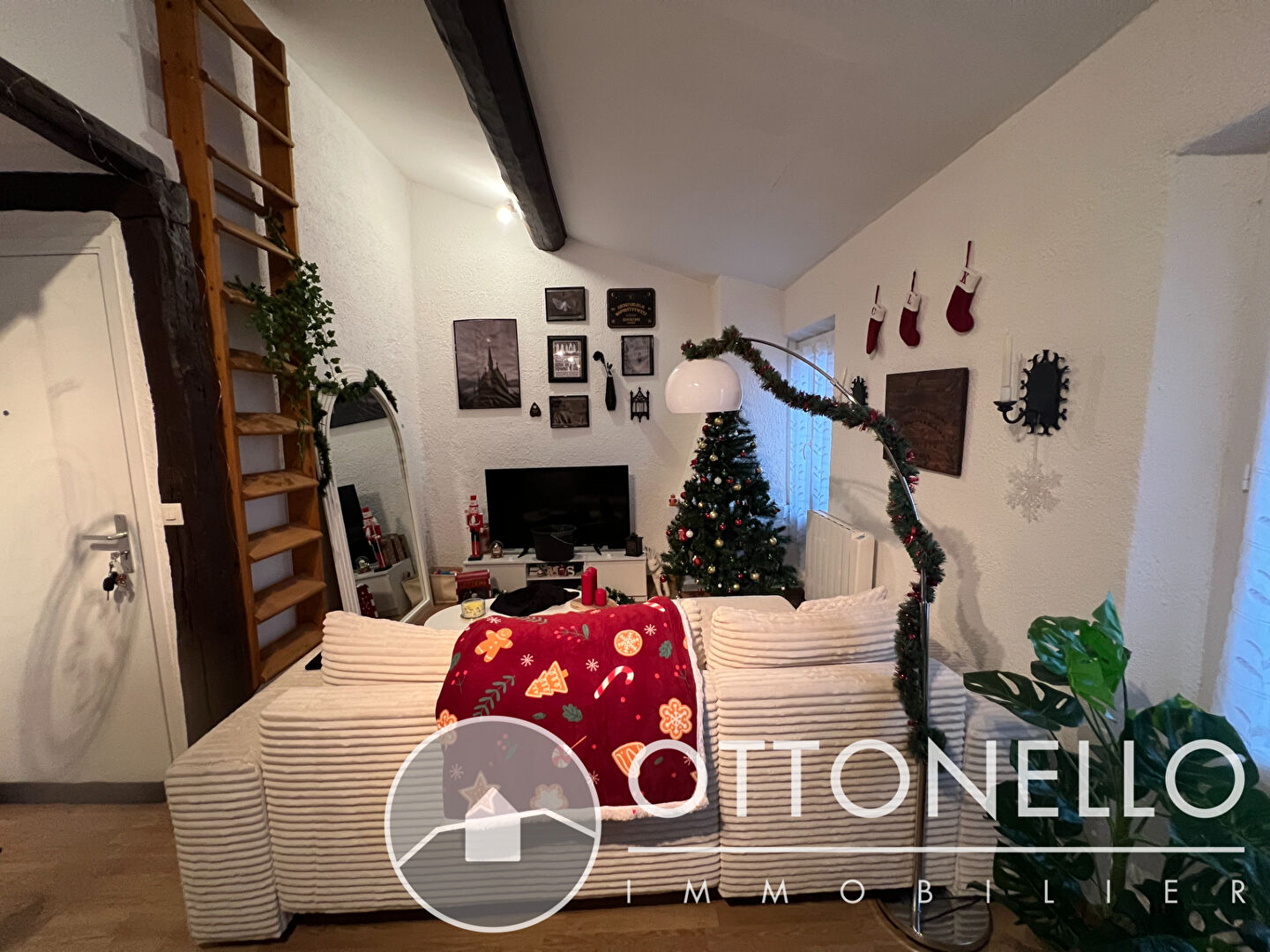 Appartement - ROQUEBRUNE SUR ARGENS