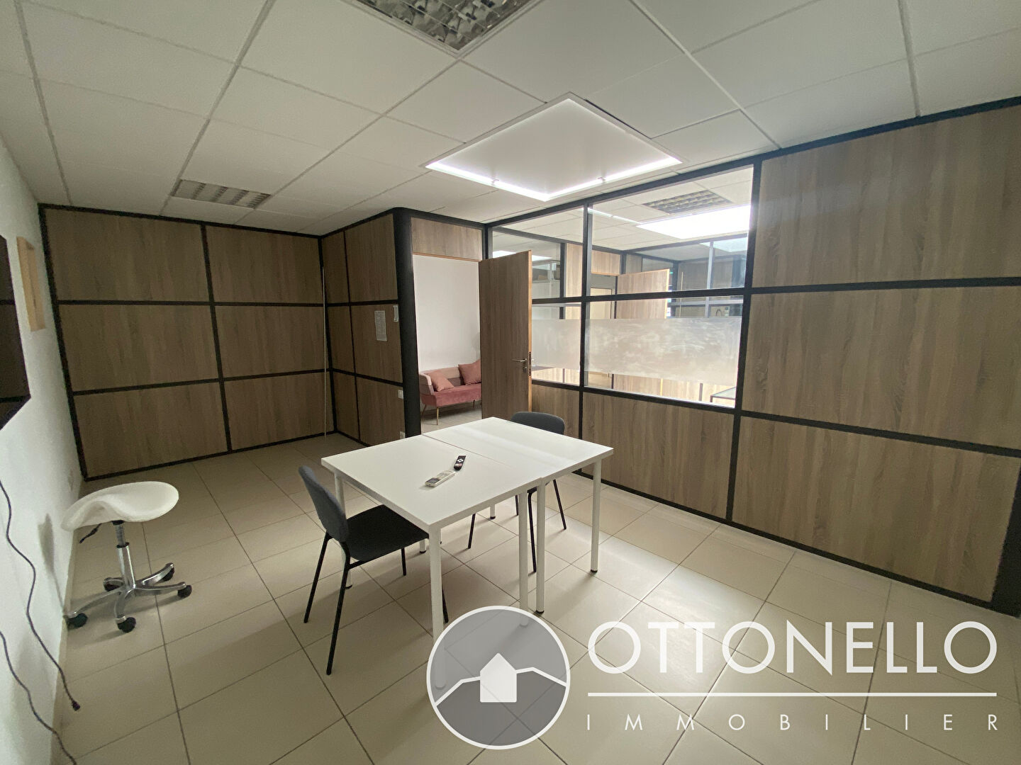 Local Commercial - ROQUEBRUNE SUR ARGENS