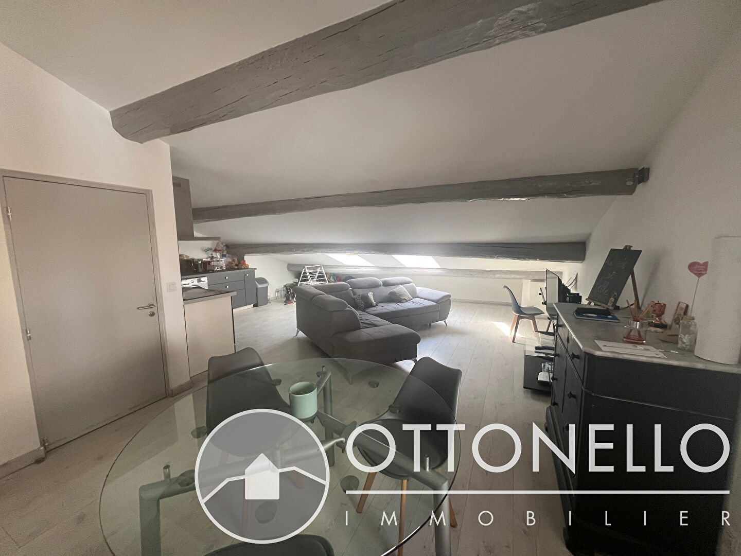 Appartement - ROQUEBRUNE SUR ARGENS