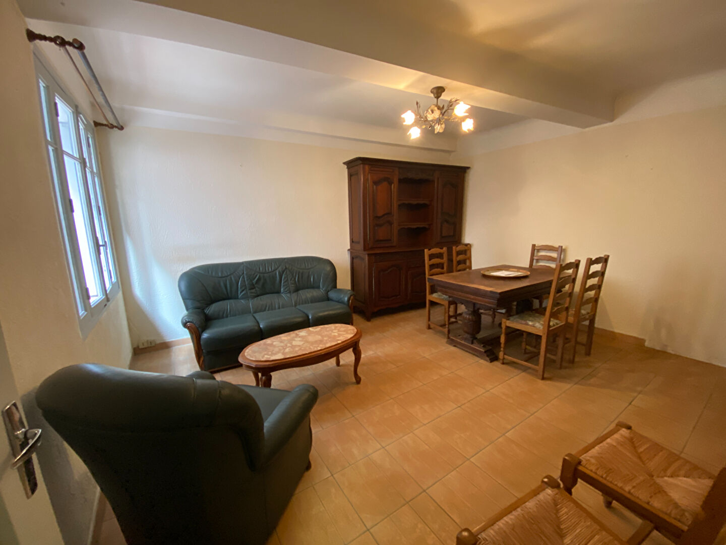 Maison-Villa - ROQUEBRUNE SUR ARGENS