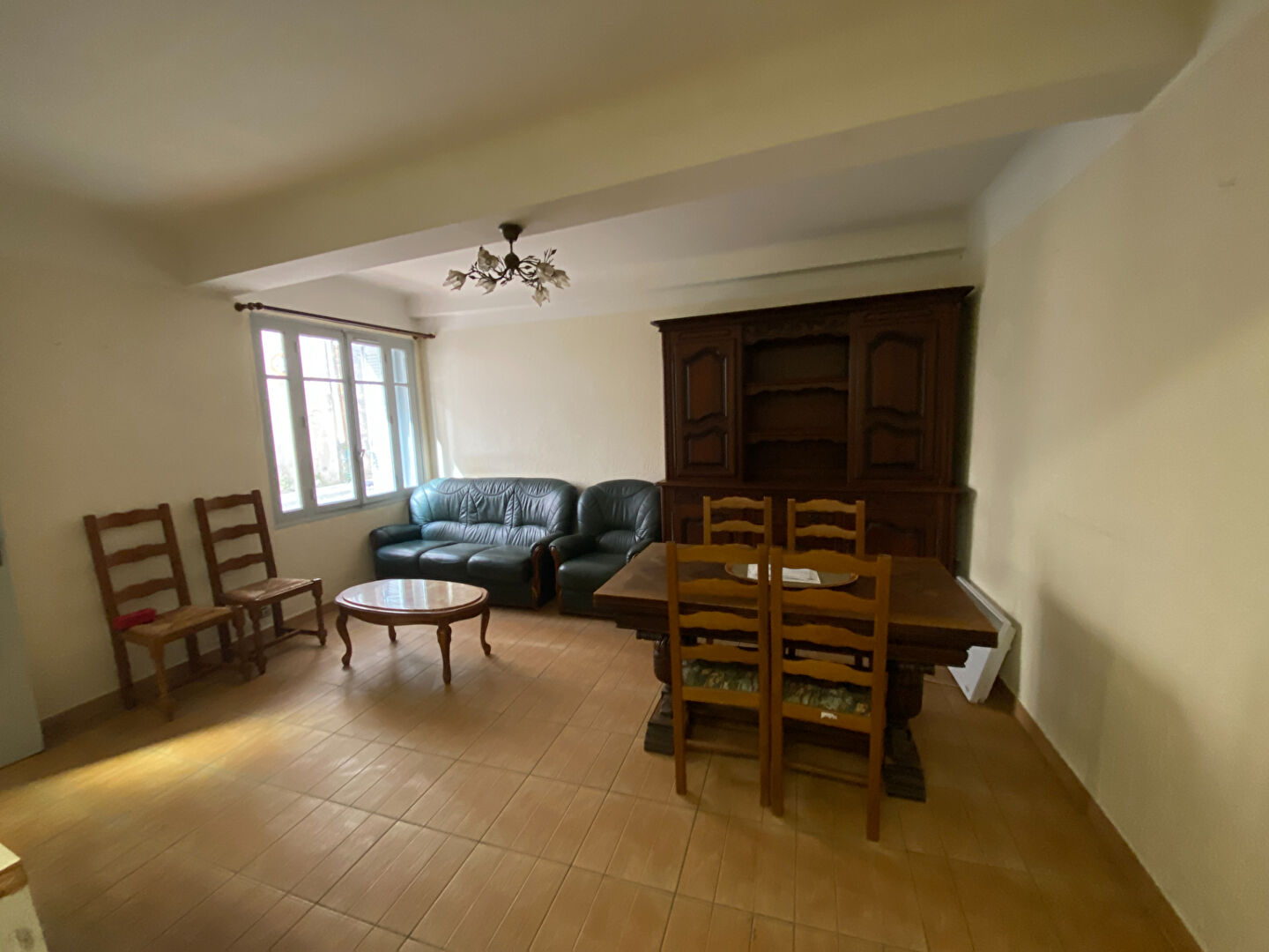 Maison-Villa - ROQUEBRUNE SUR ARGENS