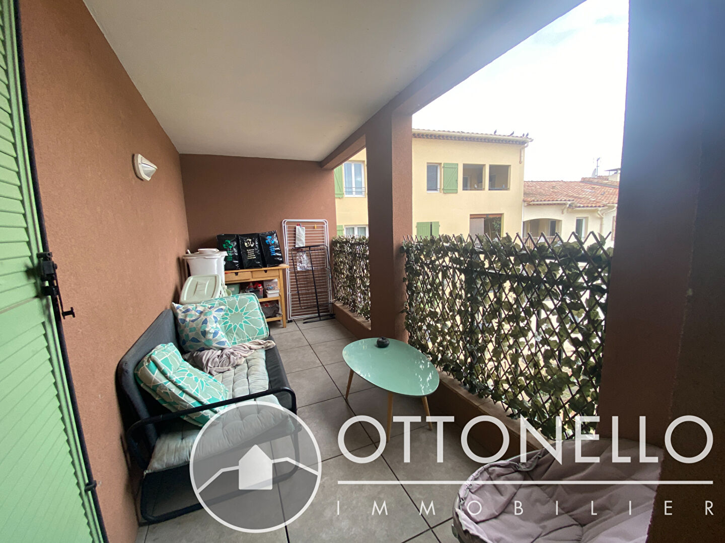 Appartement - ROQUEBRUNE SUR ARGENS