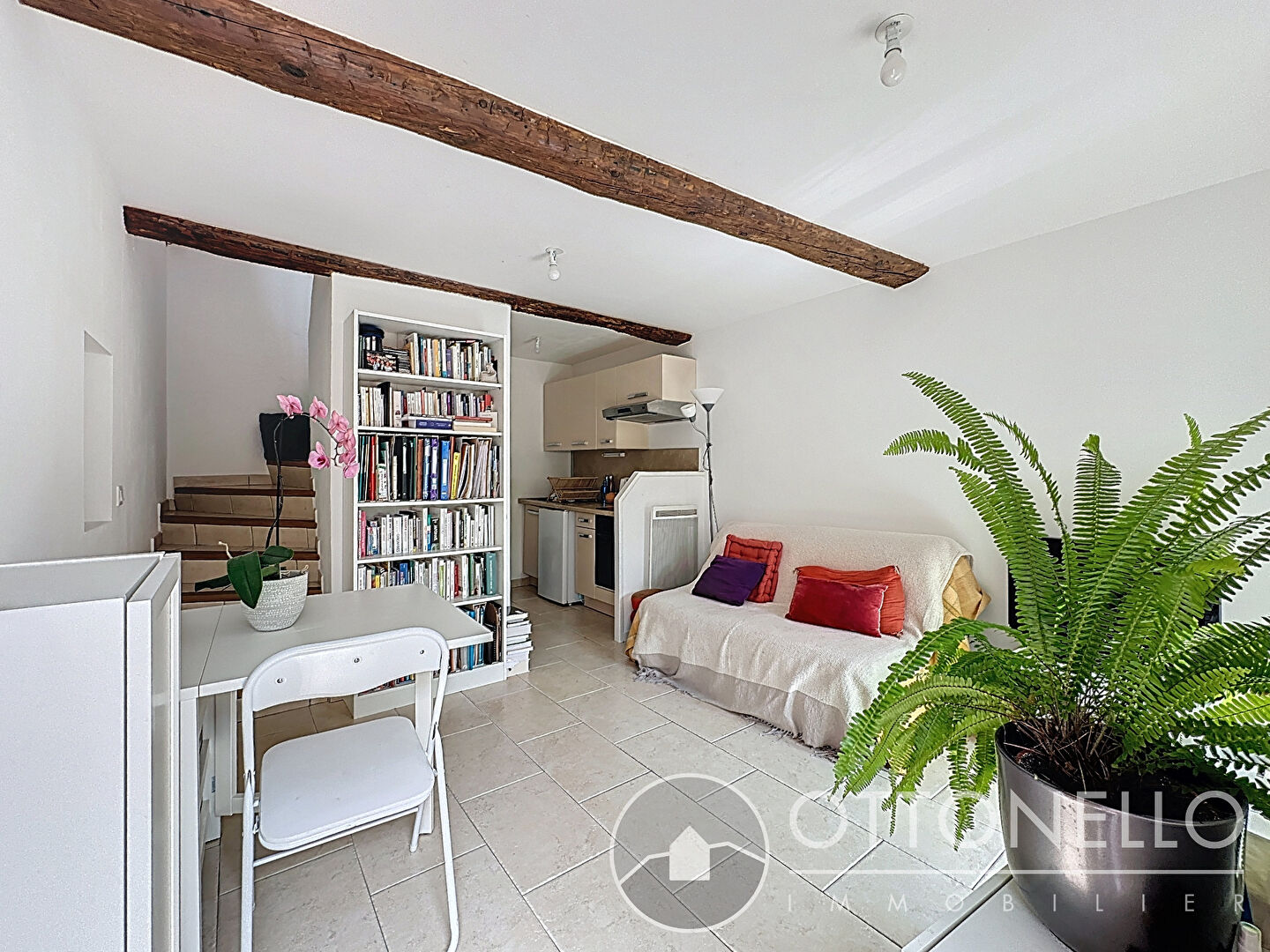 Maison-Villa - ROQUEBRUNE SUR ARGENS