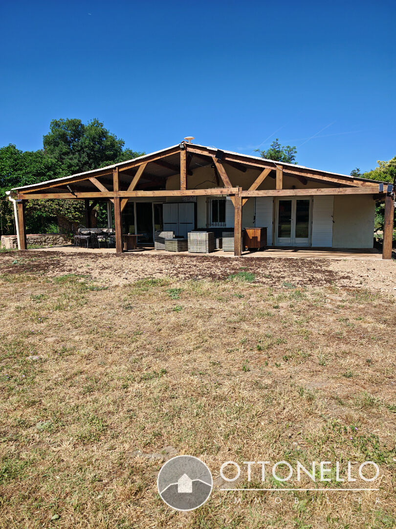 Maison-Villa - ROQUEBRUNE SUR ARGENS