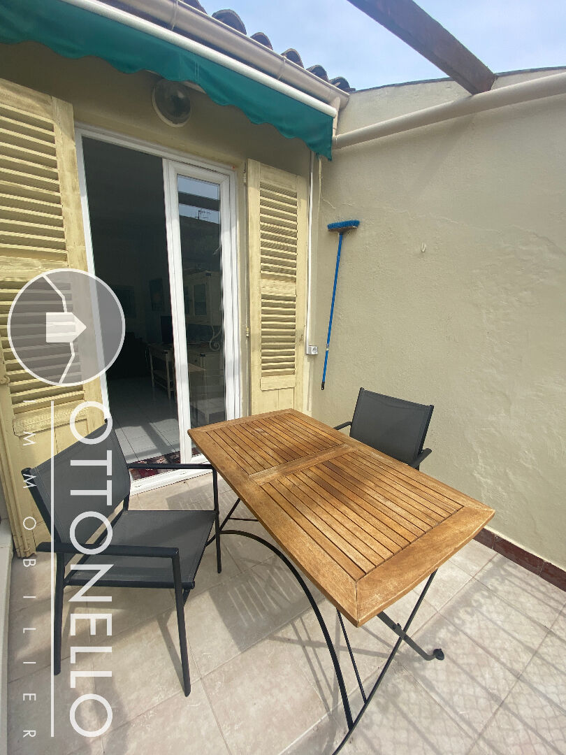 Appartement - ROQUEBRUNE SUR ARGENS