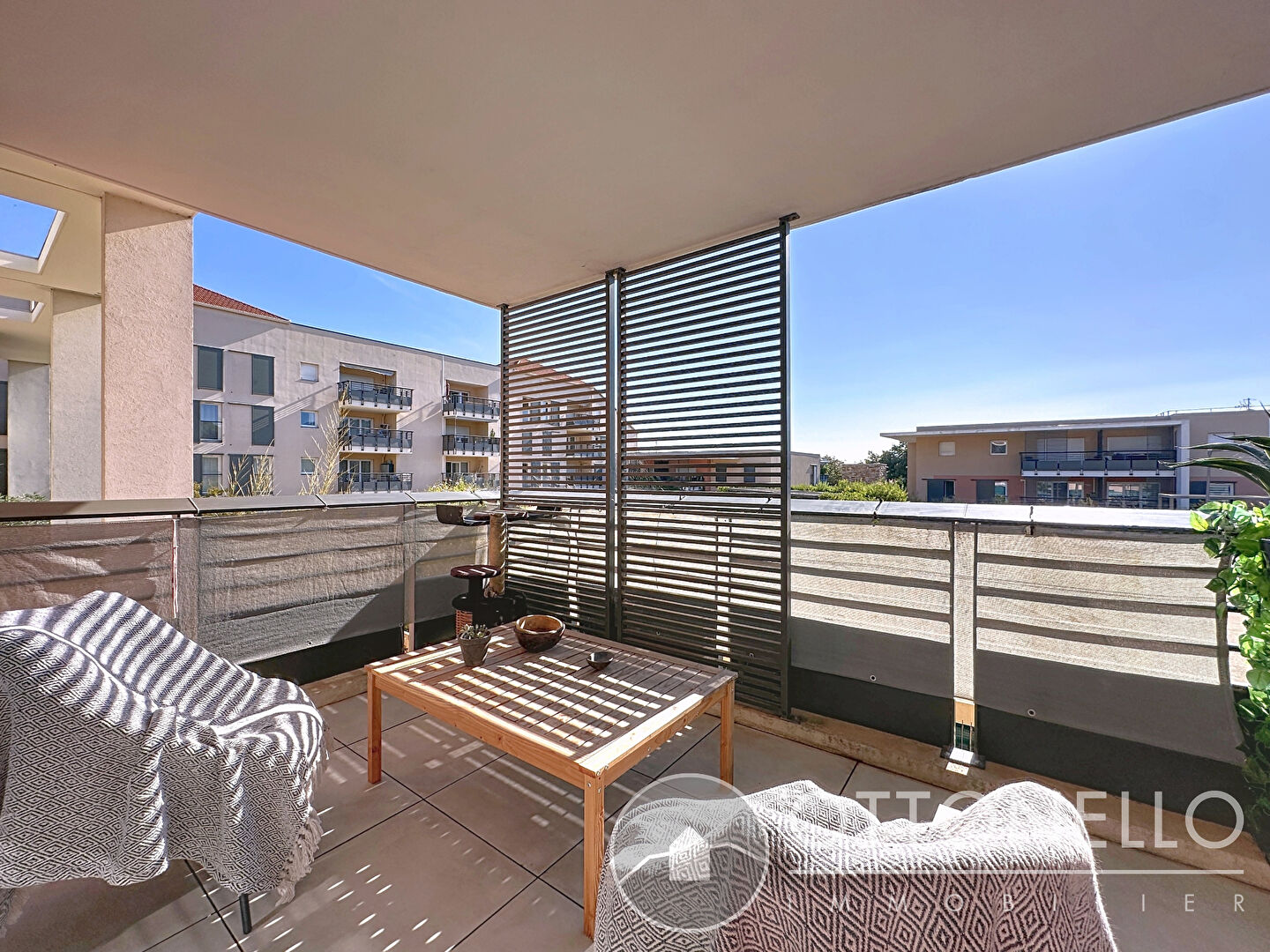 Appartement - ROQUEBRUNE SUR ARGENS