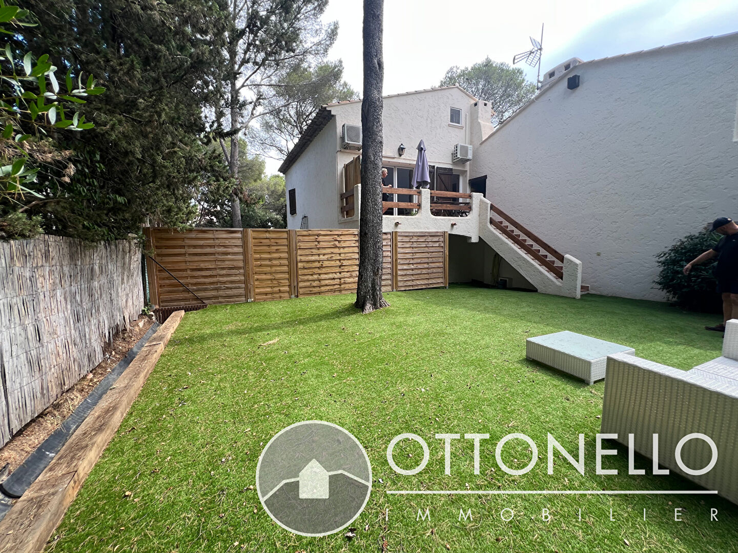 Maison-Villa - FRÉJUS