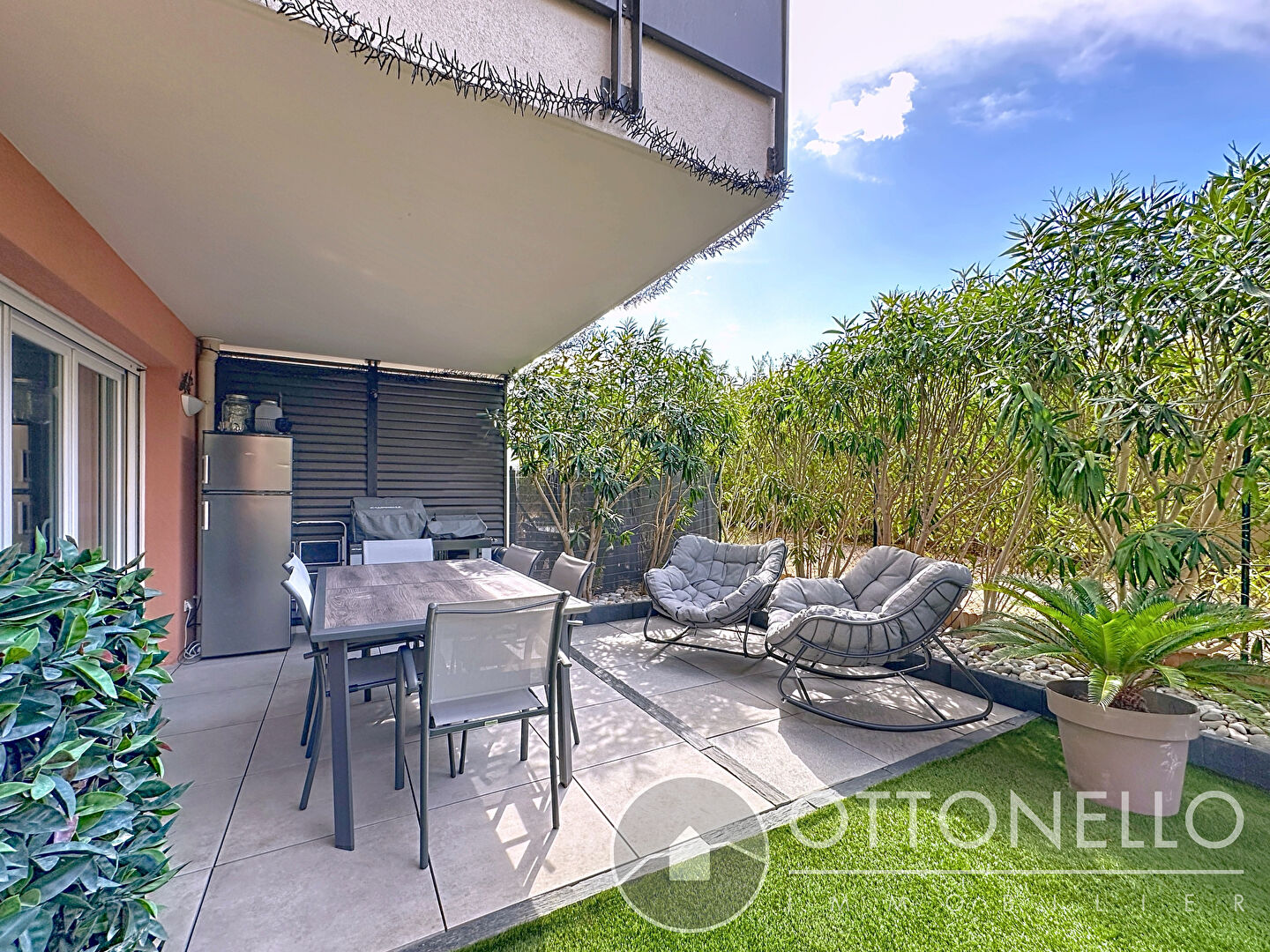 Appartement - ROQUEBRUNE SUR ARGENS