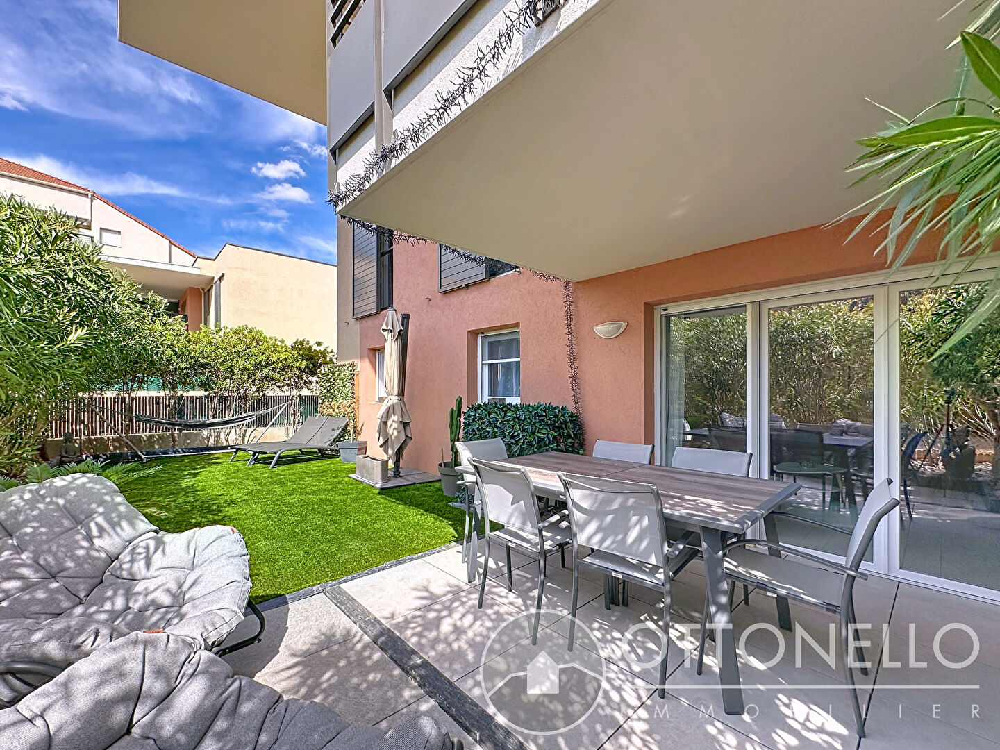 Appartement - ROQUEBRUNE SUR ARGENS