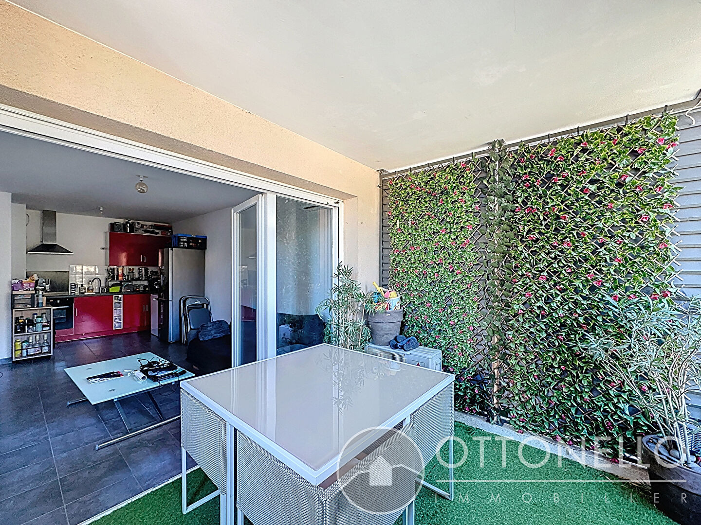 Appartement - ROQUEBRUNE SUR ARGENS