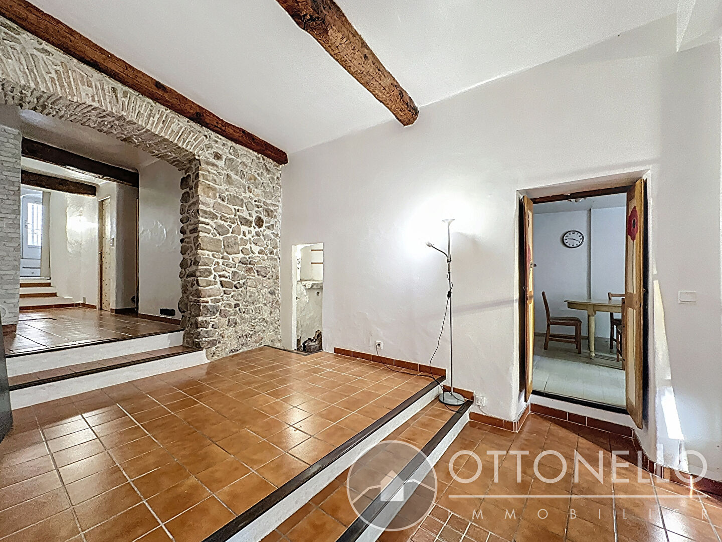 Appartement - ROQUEBRUNE SUR ARGENS