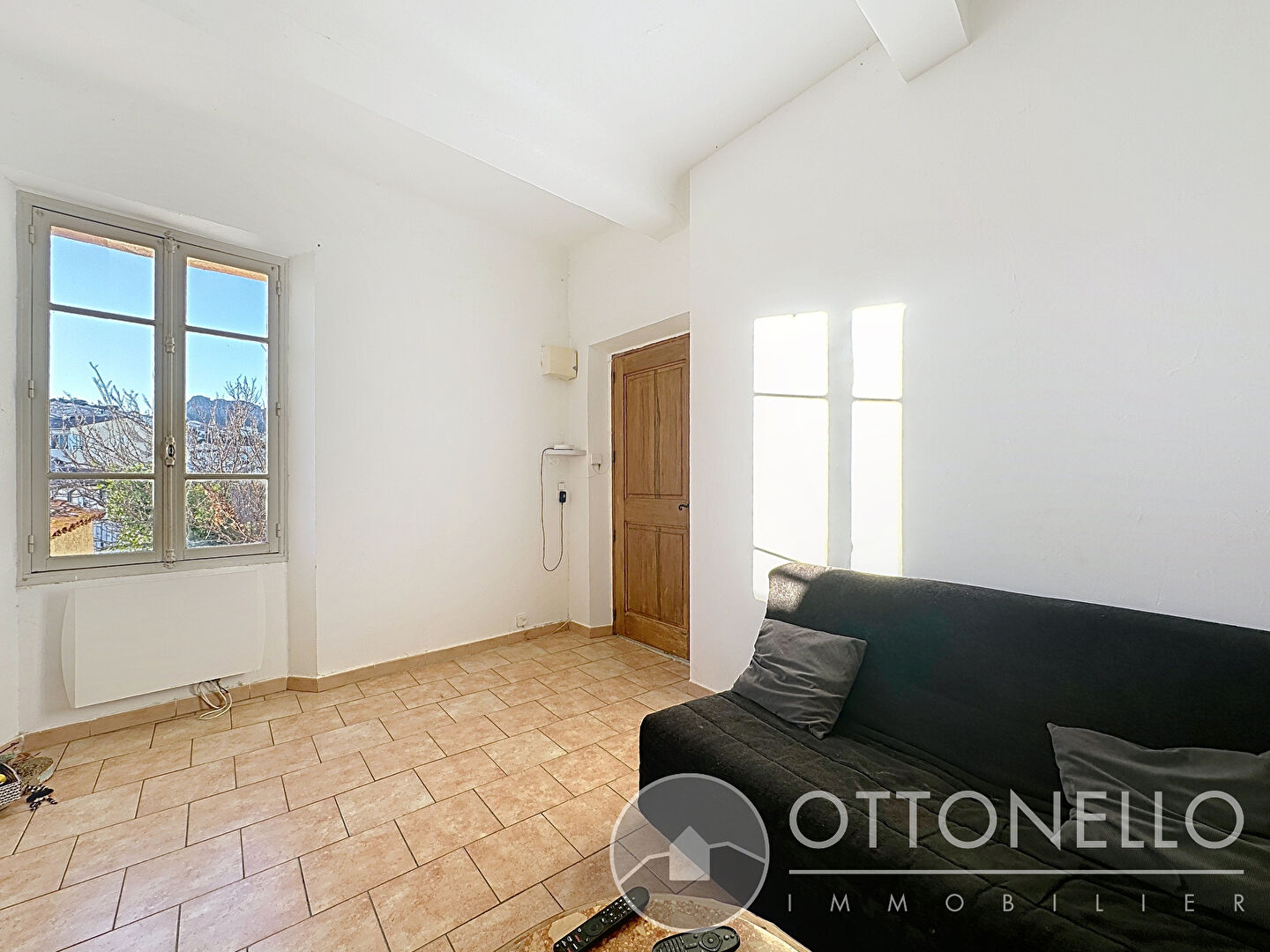 Appartement - ROQUEBRUNE SUR ARGENS