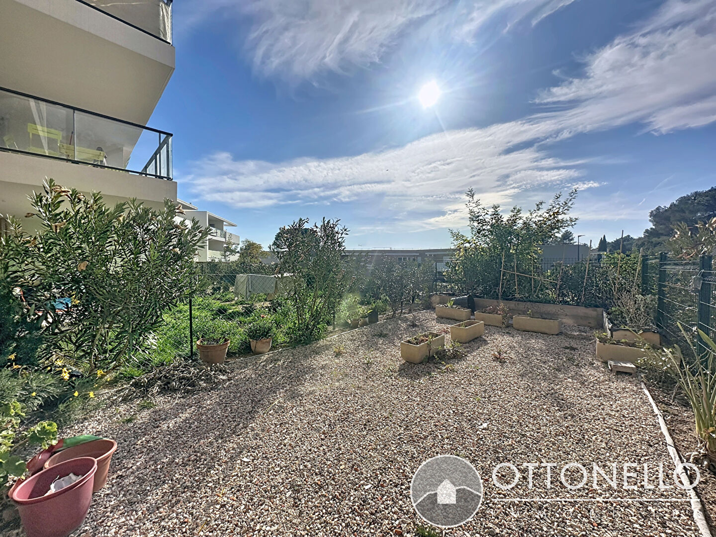 Appartement - ROQUEBRUNE SUR ARGENS