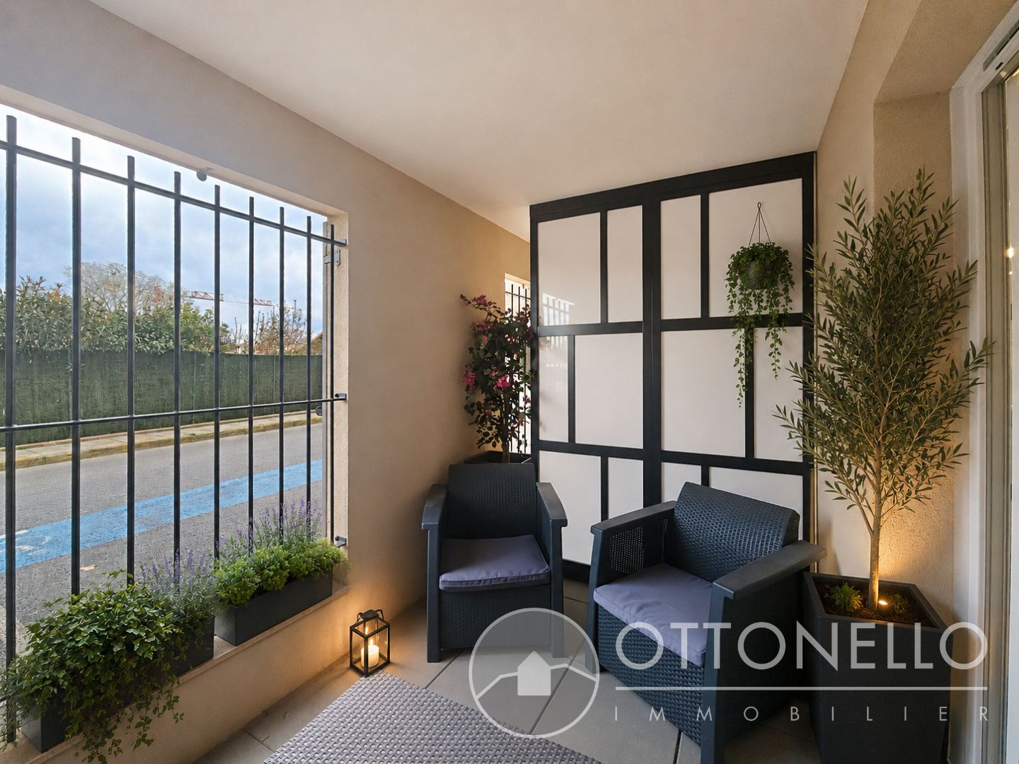 Appartement - ROQUEBRUNE SUR ARGENS