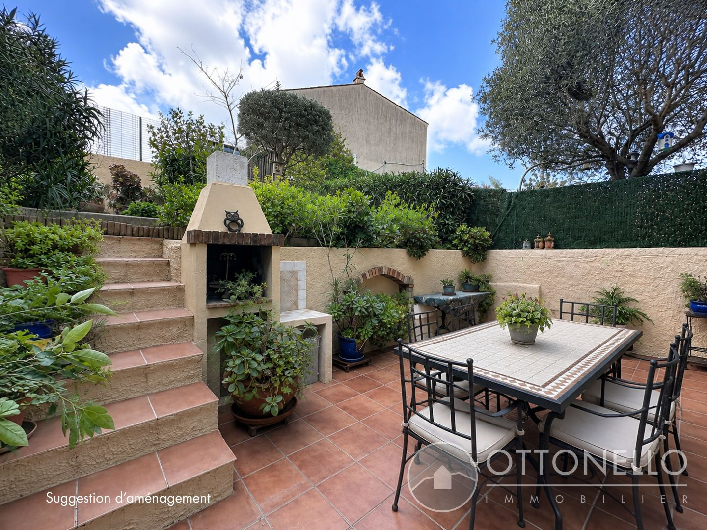 Maison-Villa - ROQUEBRUNE SUR ARGENS