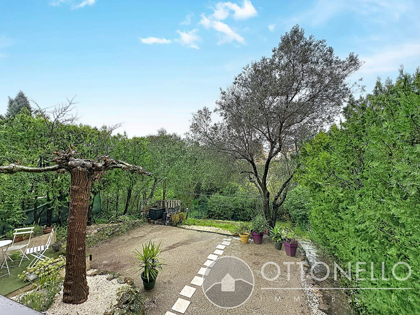 Maison-Villa - ROQUEBRUNE SUR ARGENS