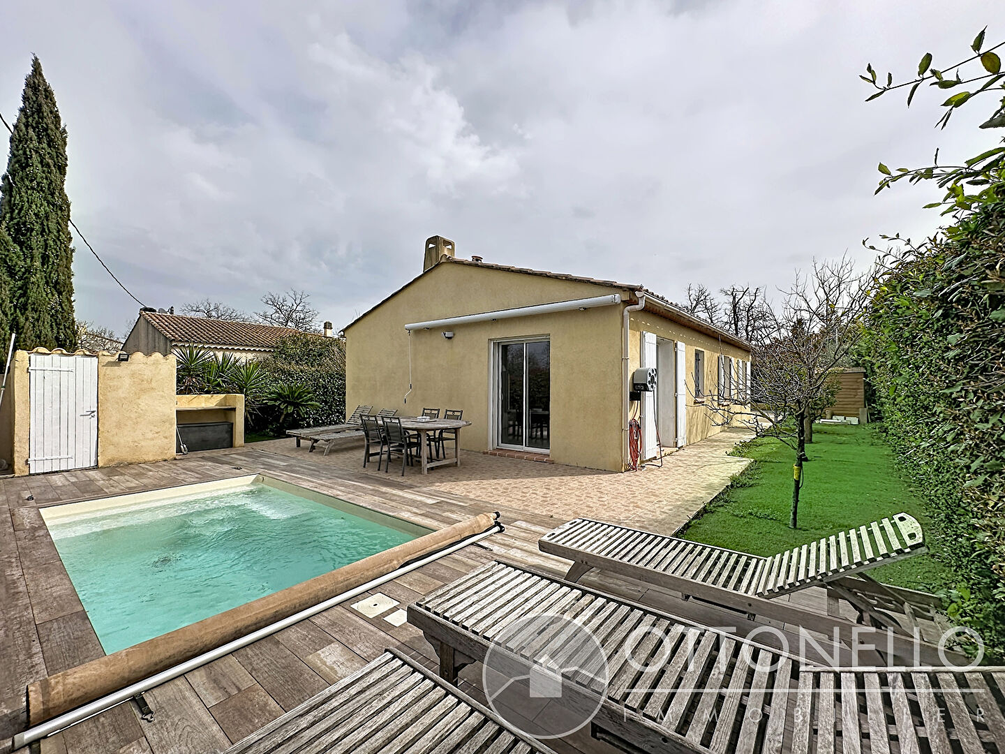 Maison-Villa - ROQUEBRUNE SUR ARGENS