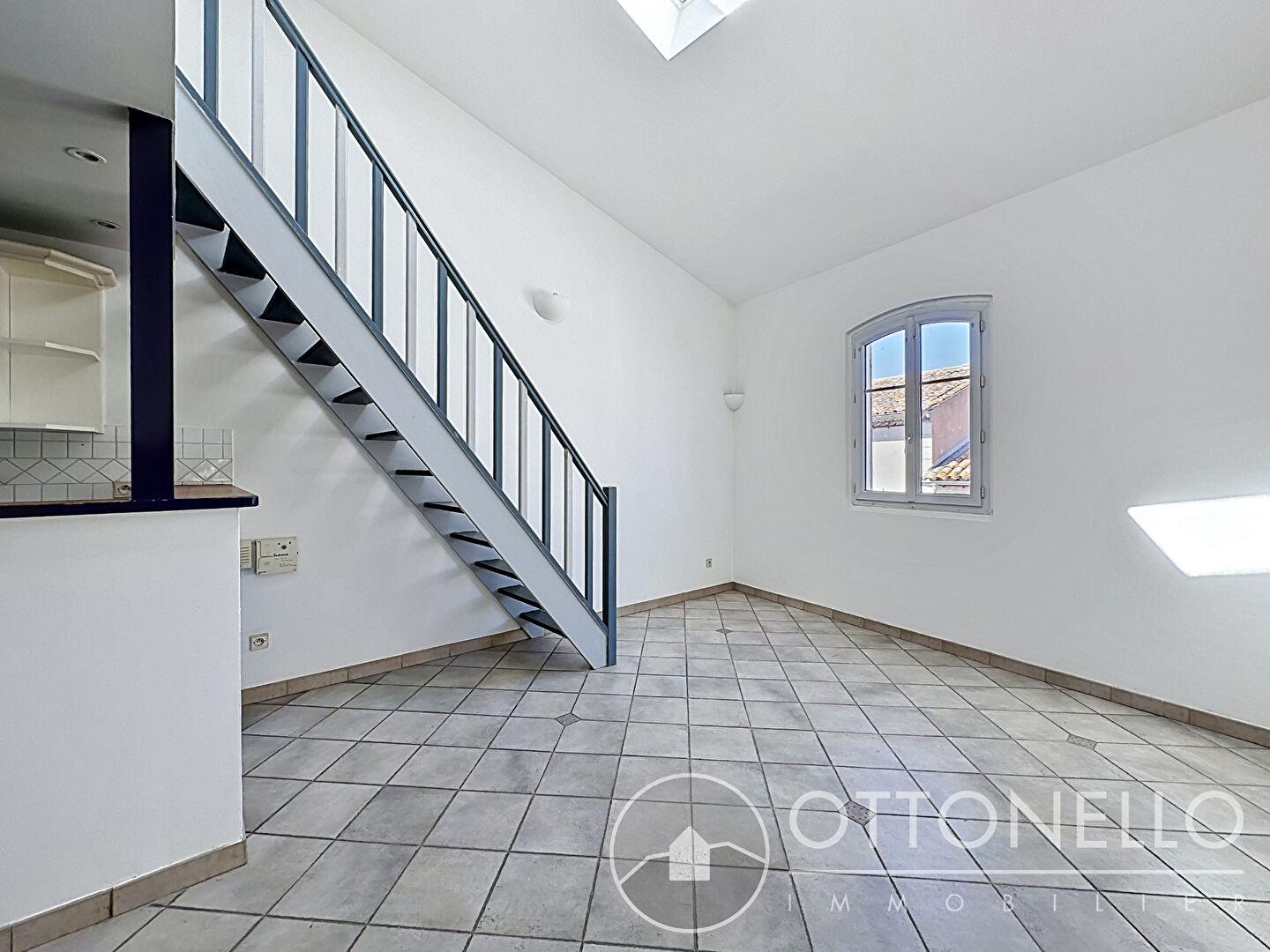 Appartement - ROQUEBRUNE SUR ARGENS