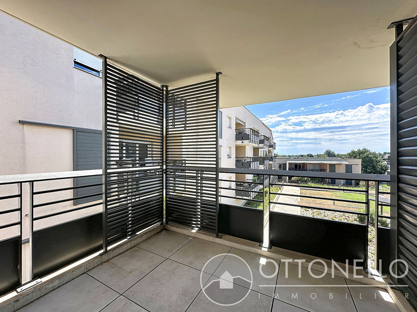 Appartement - ROQUEBRUNE SUR ARGENS