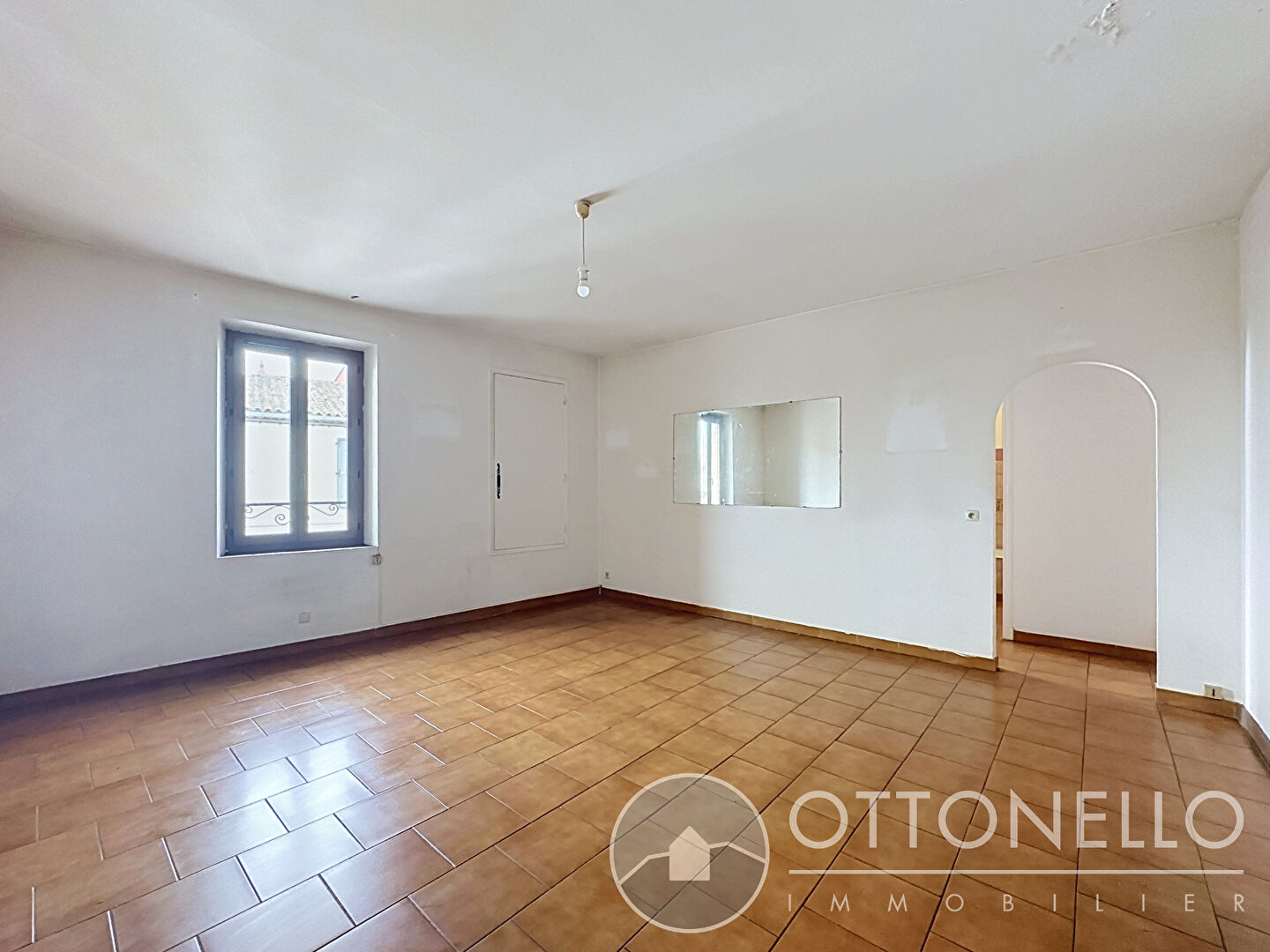 Appartement - ROQUEBRUNE SUR ARGENS