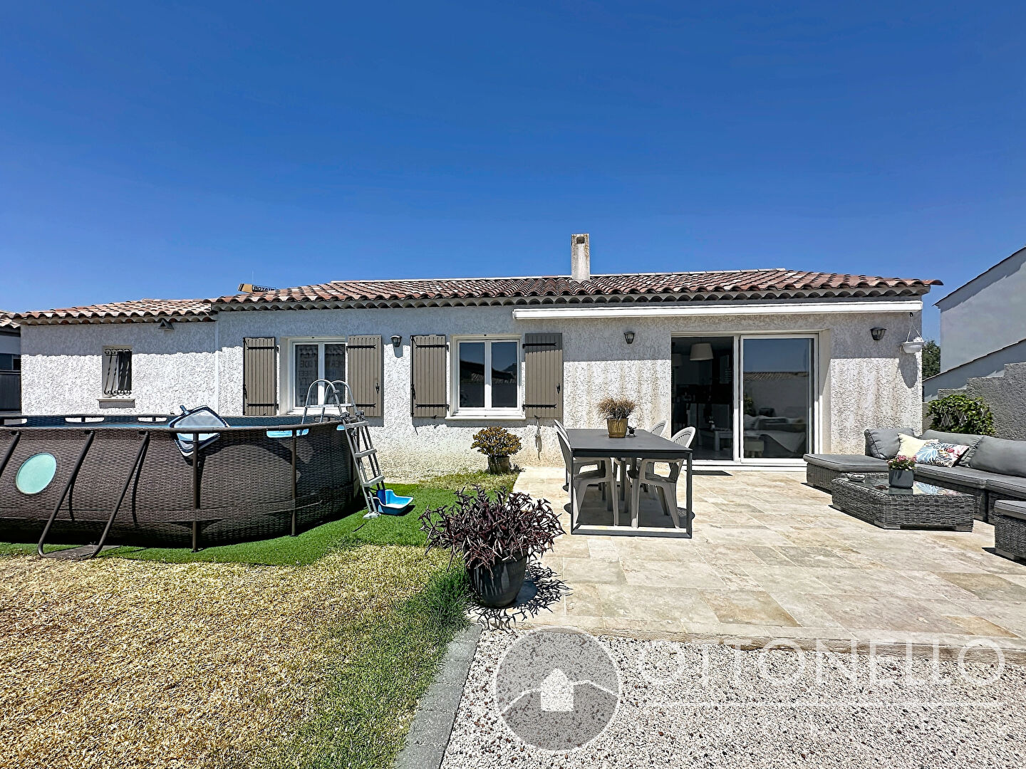 Maison-Villa - ROQUEBRUNE SUR ARGENS