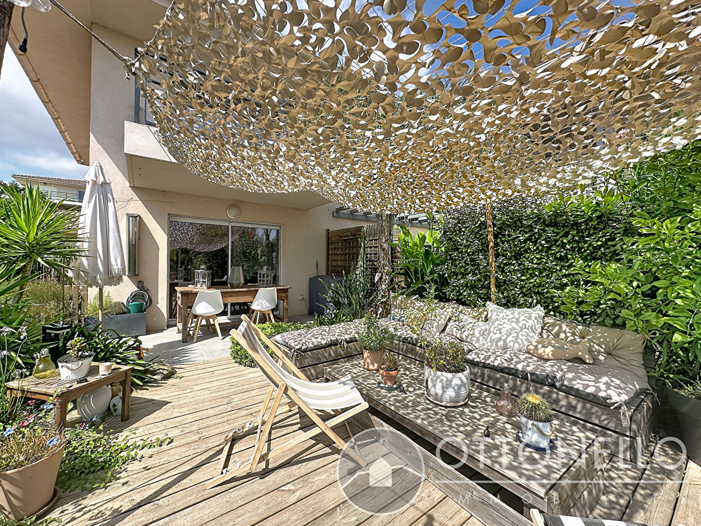 Maison-Villa - ROQUEBRUNE SUR ARGENS