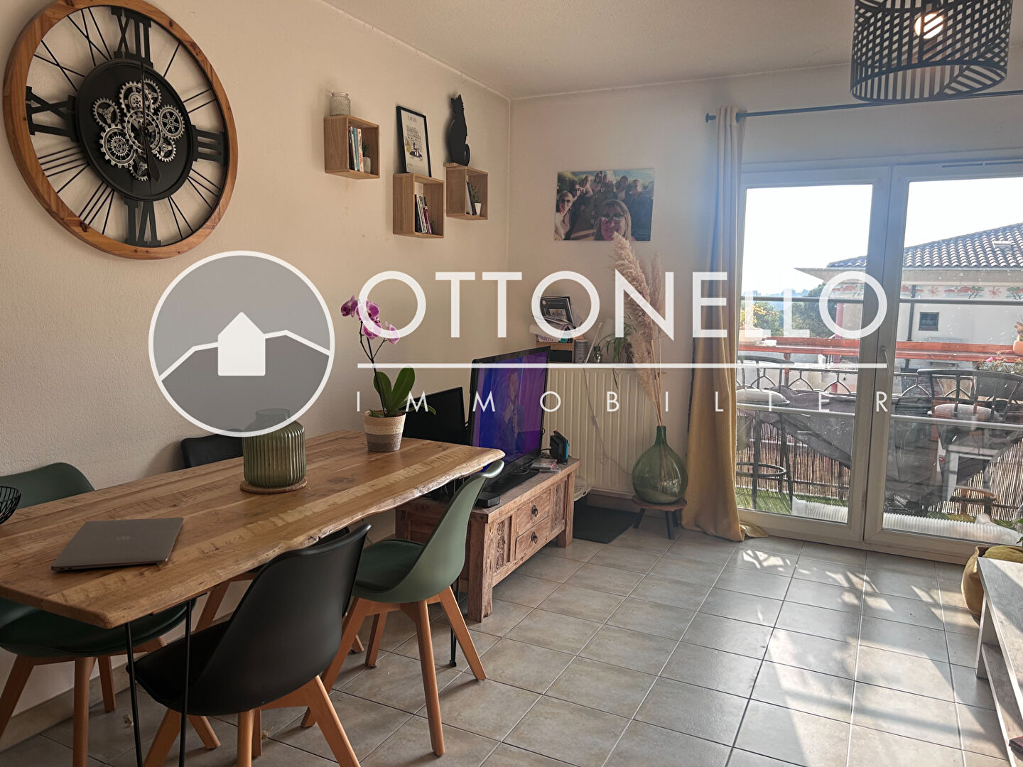 Appartement - ROQUEBRUNE SUR ARGENS