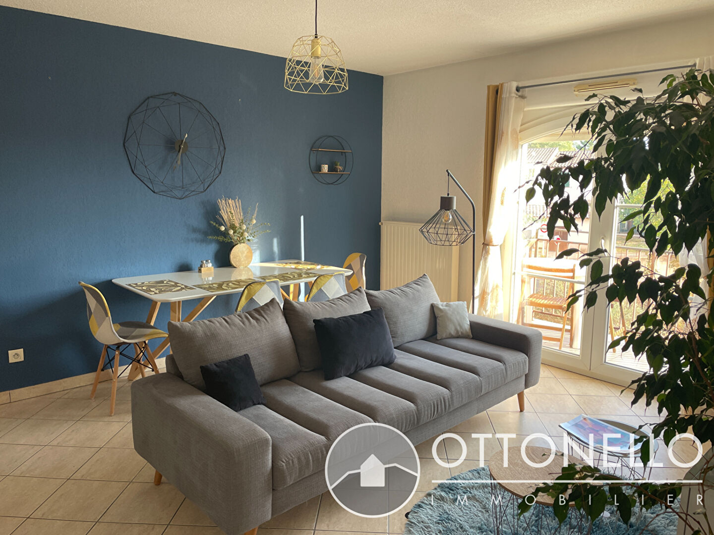 Appartement - ROQUEBRUNE SUR ARGENS